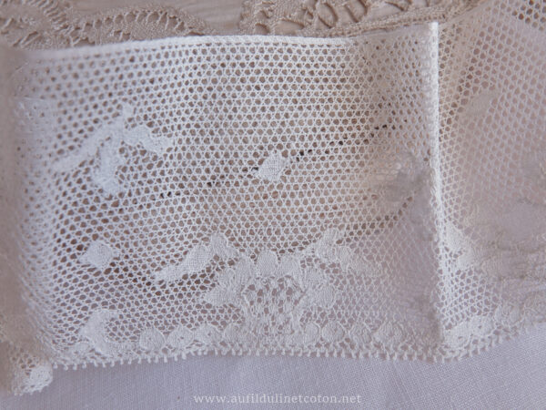 dentelle ancienne au point de Paris aux fuseaux 19ème